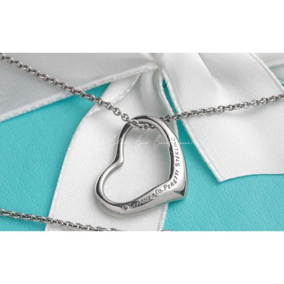 Tiffany & Co. Elsa Peretti Vintage Open Heart Pendant Medium Necklace 16" Chain - Picture 5 of 7